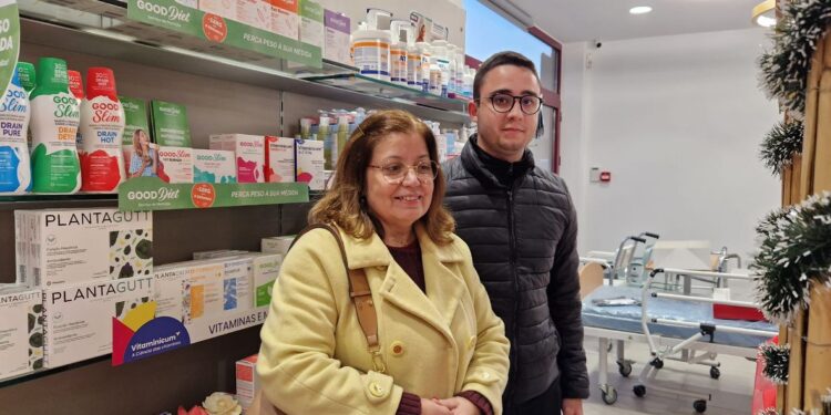 Farmácia Gonçalves inaugurou obras de ampliação e conta agora com maior “robot” da Península Ibérica em capacidade de armazenamento e gestão do medicamento