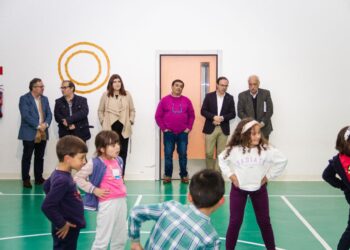 Projeto Bola Mágica em ação em Tábua