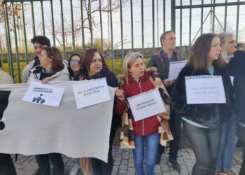 Professores do AEOH novamente em luta, voltam a pedir o apoio da Câmara Municipal para as suas reivindicações