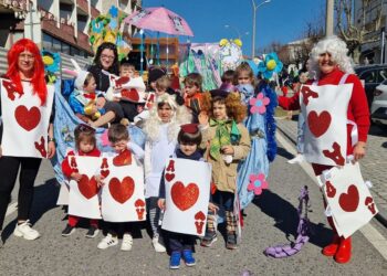 Desfile de Carnaval do Agrupamento de Escolas de Oliveira do Hospital com “A Magia da Disney”
