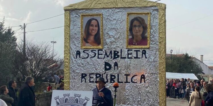 Carnavais de Lagares e Seixo da Beira regressaram com muita alegria e diversão