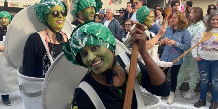 Carnavais de Lagares e Seixo da Beira regressaram com muita alegria e diversão