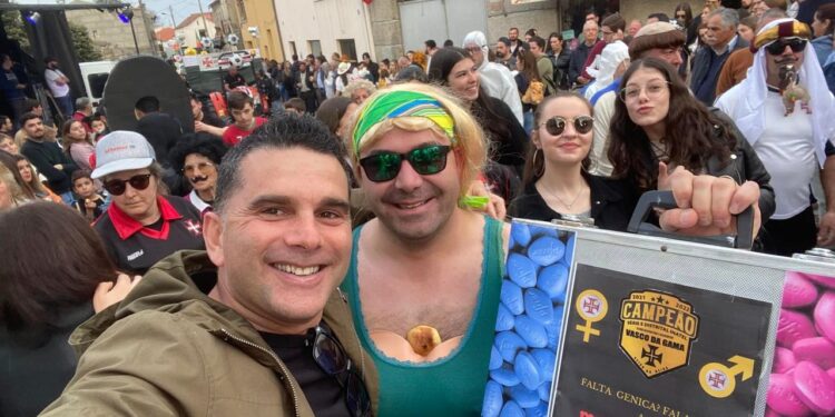 Carnavais de Lagares e Seixo da Beira regressaram com muita alegria e diversão