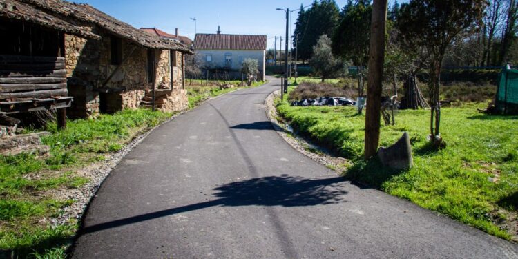 Venda da Serra (Mouronho) beneficia de vias com novo pavimento