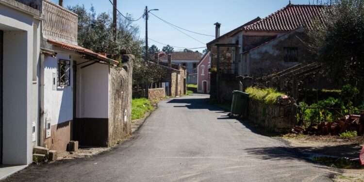 Venda da Serra (Mouronho) beneficia de vias com novo pavimento