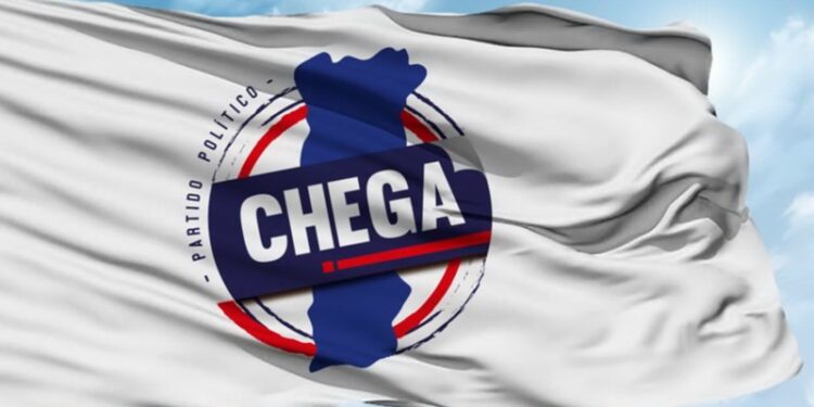 Militantes do Chega em Oliveira do Hospital ameaçam entregar cartão do partido e dizem “chega” de “tanta arrogância”