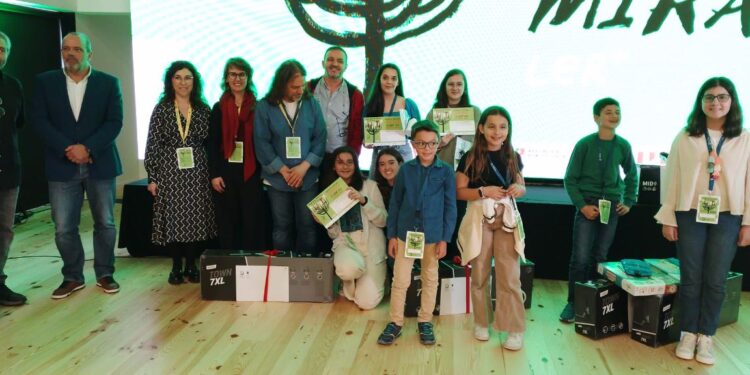 Região de Coimbra tem 8 alunos na fase final do Concurso Nacional de Leitura