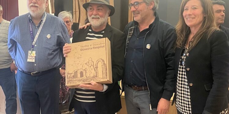Município de Oliveira do Hospital evoca artes com Pólo da Bienal Internacional de Gaia no Centro Comunitário de Lagares de Beira