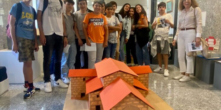 “Monumentos e Sítios do Mundo” mostra património local, nacional e internacional pelo olhar de alunos de Oliveira do Hospital