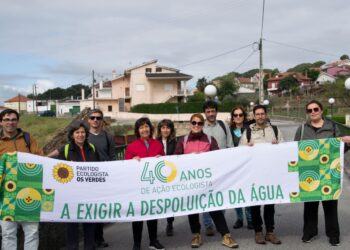 Verdes realizaram iniciativa em defesa do rio Cobral