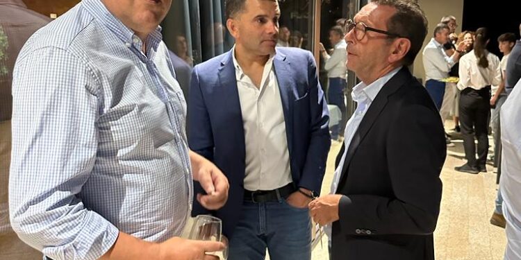 Futebol Clube de Oliveira do Hospital apresentou nova SAD num Cocktail que reuniu sócios, dirigentes e parceiros