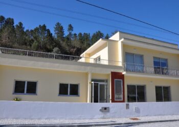 Câmara Municipal aprova apoio de “emergência” para acudir a dificuldades do Centro de Desenvolvimento Sócio Cultural de Penalva de Alva