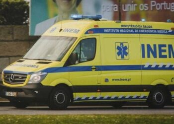 Criança com 3 anos morre atropelada na EN17 na Chamusca da Beira