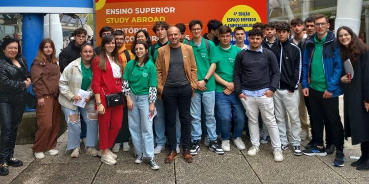 Eptoliva com maior número de alunos de sempre no ensino superior
