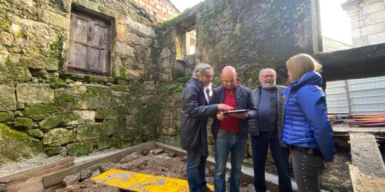 Presidente da Câmara acompanha início das obras do Alojamento Urgente e Temporário