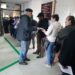 PCP contacta com utentes do Centro de Saúde em Oliveira do Hospital e depara-se com “extensas filas de espera”