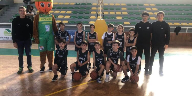 Sampaense Basket organizou convívio de Mini 10