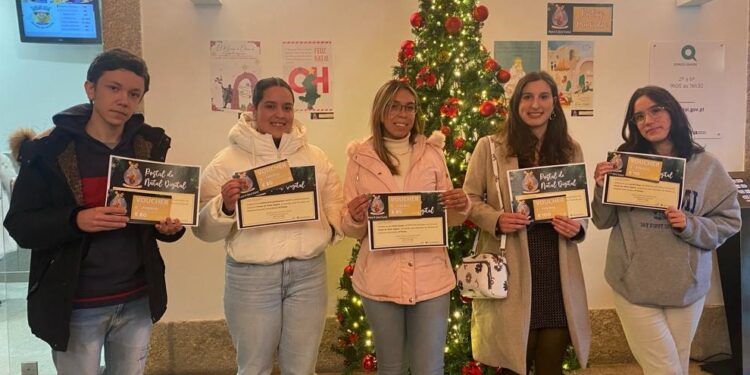 Andreia Pinto Lopes foi a vencedora do Concurso “Postal de Natal Digital 2023”
