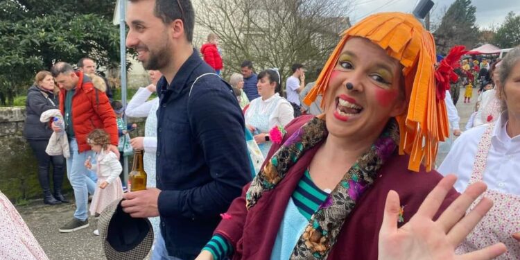 CARNAVAIS voltaram a sair à rua no Concelho de Oliveira do Hospital