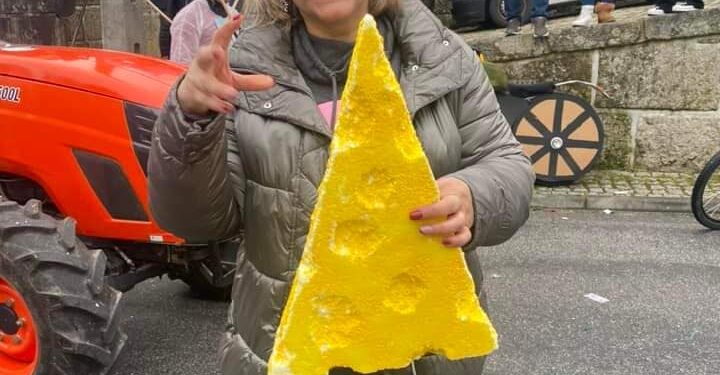 CARNAVAIS voltaram a sair à rua no Concelho de Oliveira do Hospital