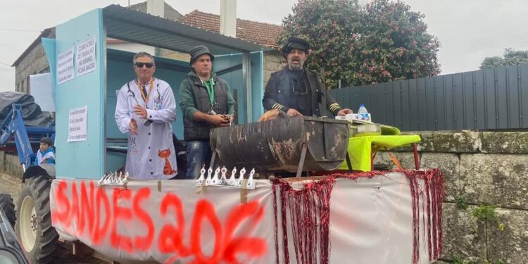 CARNAVAIS voltaram a sair à rua no Concelho de Oliveira do Hospital