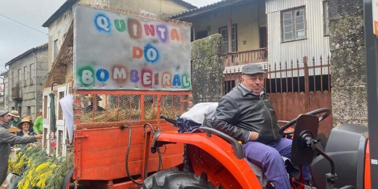 CARNAVAIS voltaram a sair à rua no Concelho de Oliveira do Hospital