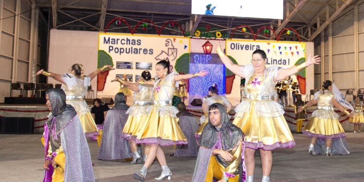 Marchas de Oliveira do Hospital atraíram milhares de pessoas ao Parque do Mandanelho em noite de celebração dos Santos Populares