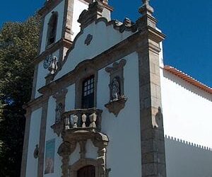 Larápios roubaram 500 euros em esmolas da Igreja Matriz de Oliveira do Hospital