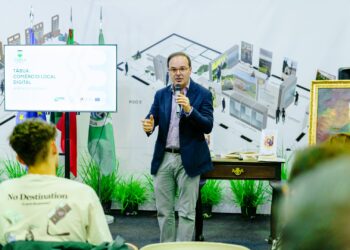 Comerciantes de Tábua conhecem projeto de digitalização da vila