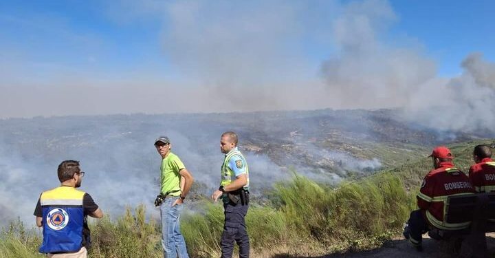 Oliveira do Hospital evacuou oito quintas em Fiais da Beira por precaução