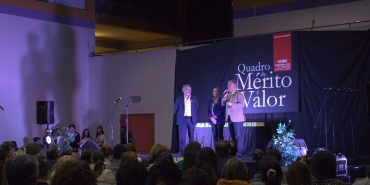 Agrupamento de Escolas de Oliveira do Hospital entrega Prémios de Mérito e Valor