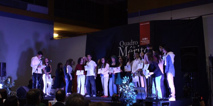 Agrupamento de Escolas de Oliveira do Hospital entrega Prémios de Mérito e Valor