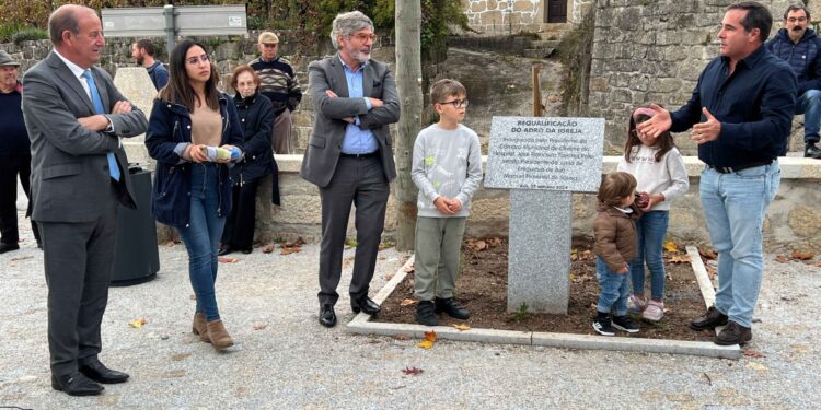 Oliveira do Hospital investe na principal “sala de visitas” da vila de Avô com obras de requalificação