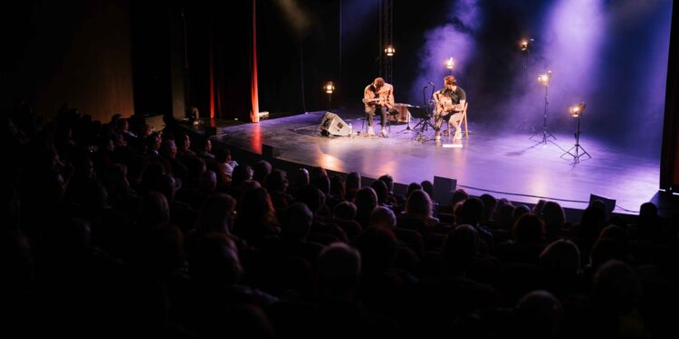 Casa da Cultura César Oliveira regista grande afluência de público no primeiro mês de funcionamento