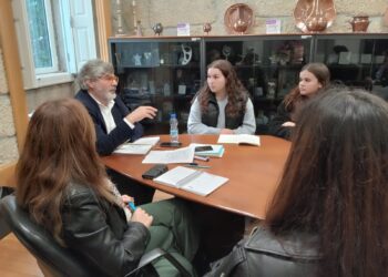 Presidente da Câmara Municipal reúne com nova Associação de Estudantes da ESTGOH