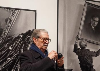 Oliveira do Hospital encerra comemorações dos 50 anos do 25 de Abril com exposição de Eduardo Gageiro