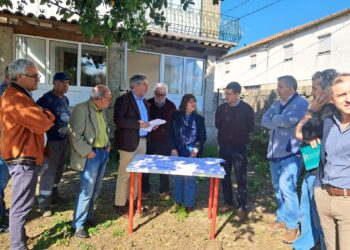 Empreitada de execução de parque de estacionamento avança em Lagares da Beira