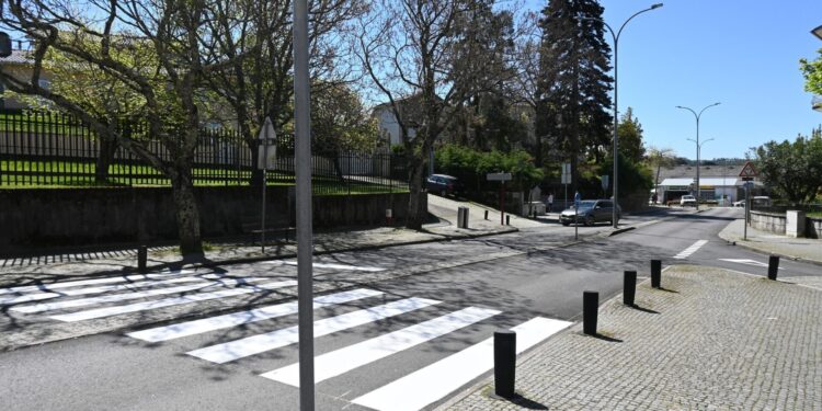 Mais de 158 mil euros investidos na requalificação do pavimento rodoviário da cidade