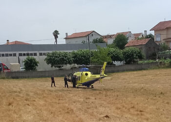 Acidente de trabalho e queda de um muro acionam helicóptero do INEM