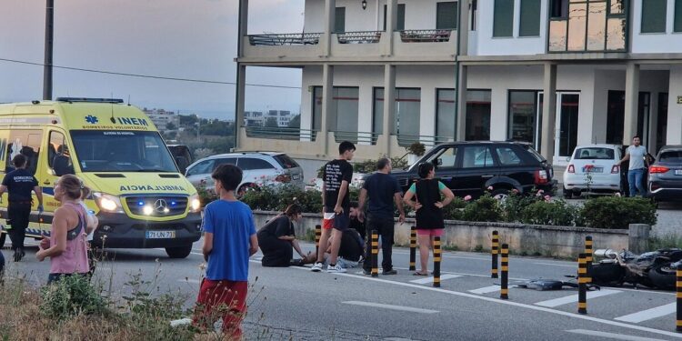 Acidente com motociclo provoca um ferido em Oliveira do Hospital