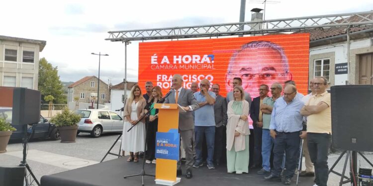 “Sinto-me altamente preparado para o cargo de presidente da Câmara Municipal”, afirma Francisco Rodrigues
