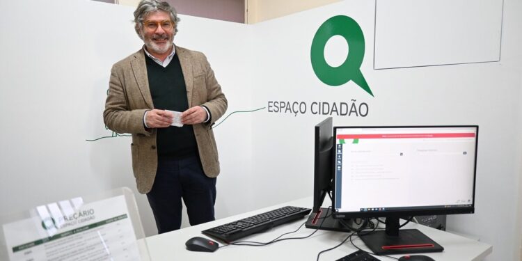 Município de Oliveira do Hospital abre mais três “Espaço Cidadão” em freguesias