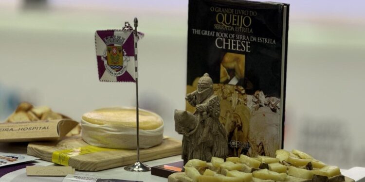Oliveira do Hospital promove Festa do Queijo Serra da Estrela na Feira Internacional de Turismo de Madrid
