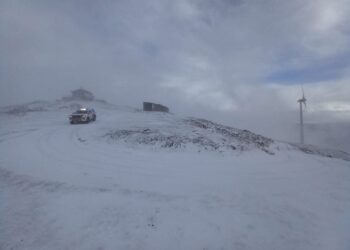 Acesso ao Monte do Colcurinho cortado devido à neve