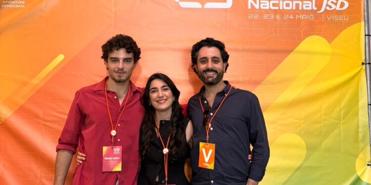Jovens oliveirenses eleitos para os órgãos nacionais da Juventude Social Democrata