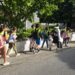 Boleia Humana levou dezenas de alunos a pé até à escola. Iniciativa assinalou o Dia Mundial do Ambiente e promoveu hábitos de vida saudáveis