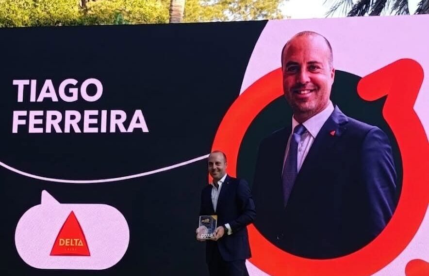 Tiago Ferreira distinguido com o prémio Comunicador do Ano 2026