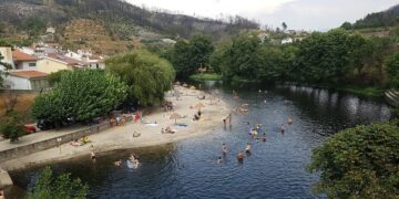 Praia Fluvial de São Sebastião da Feira já reabriu. S. Gião continua interdita a banhos